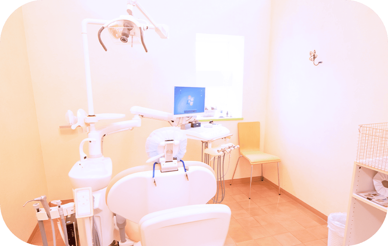 診療台・モニター設備の画像